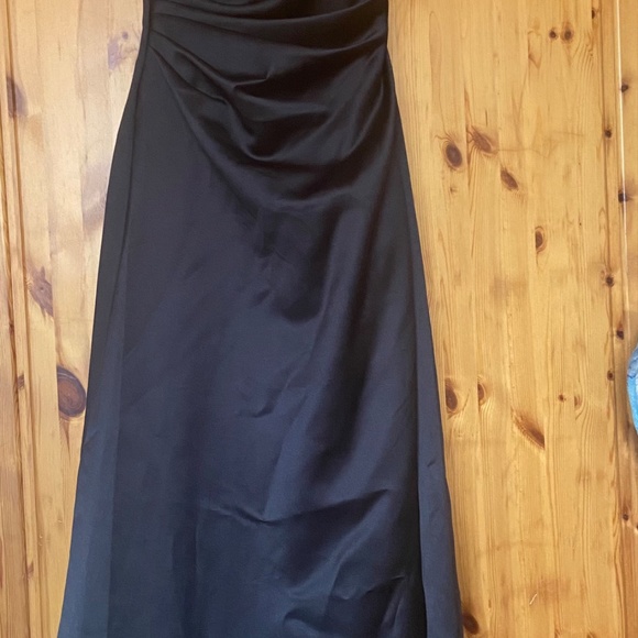 Formal Gown - Picture 4 of 4